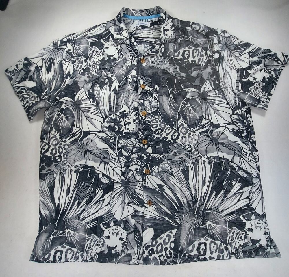 Caribbean Men’s XL Jaguar Button Up Madol Relaxed Resort Shirt Wood Buttons